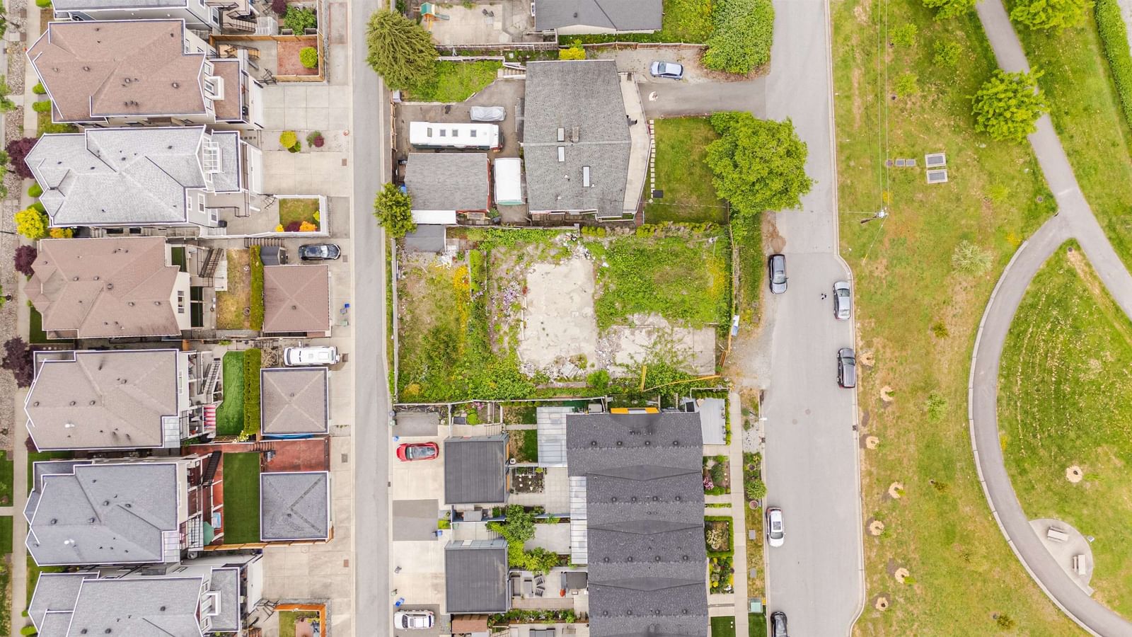 Listing Image 16
