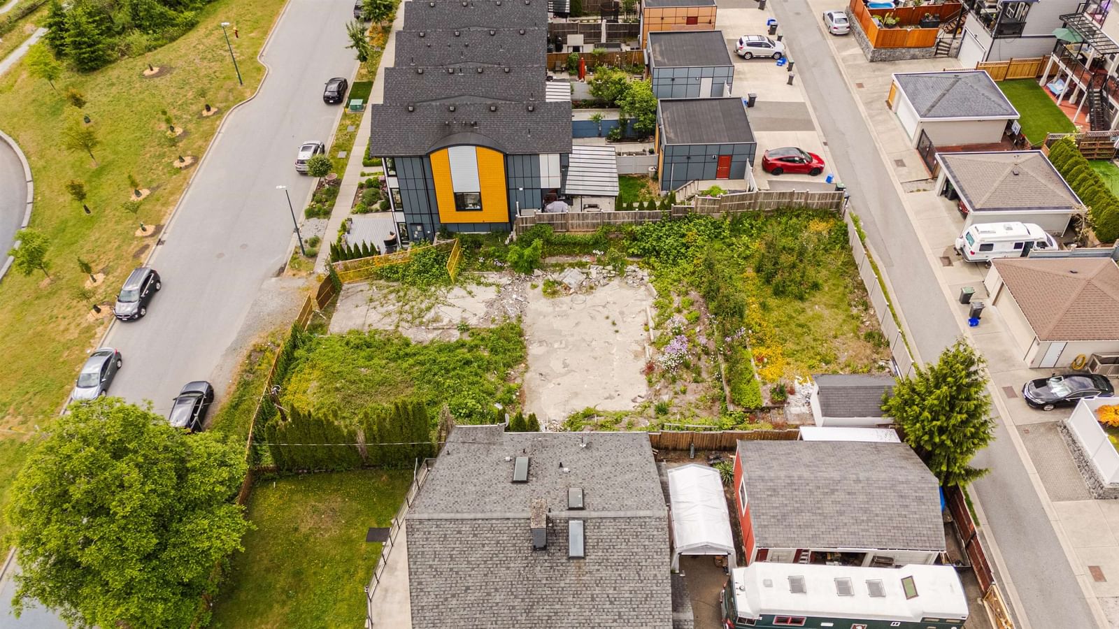 Listing Image 19