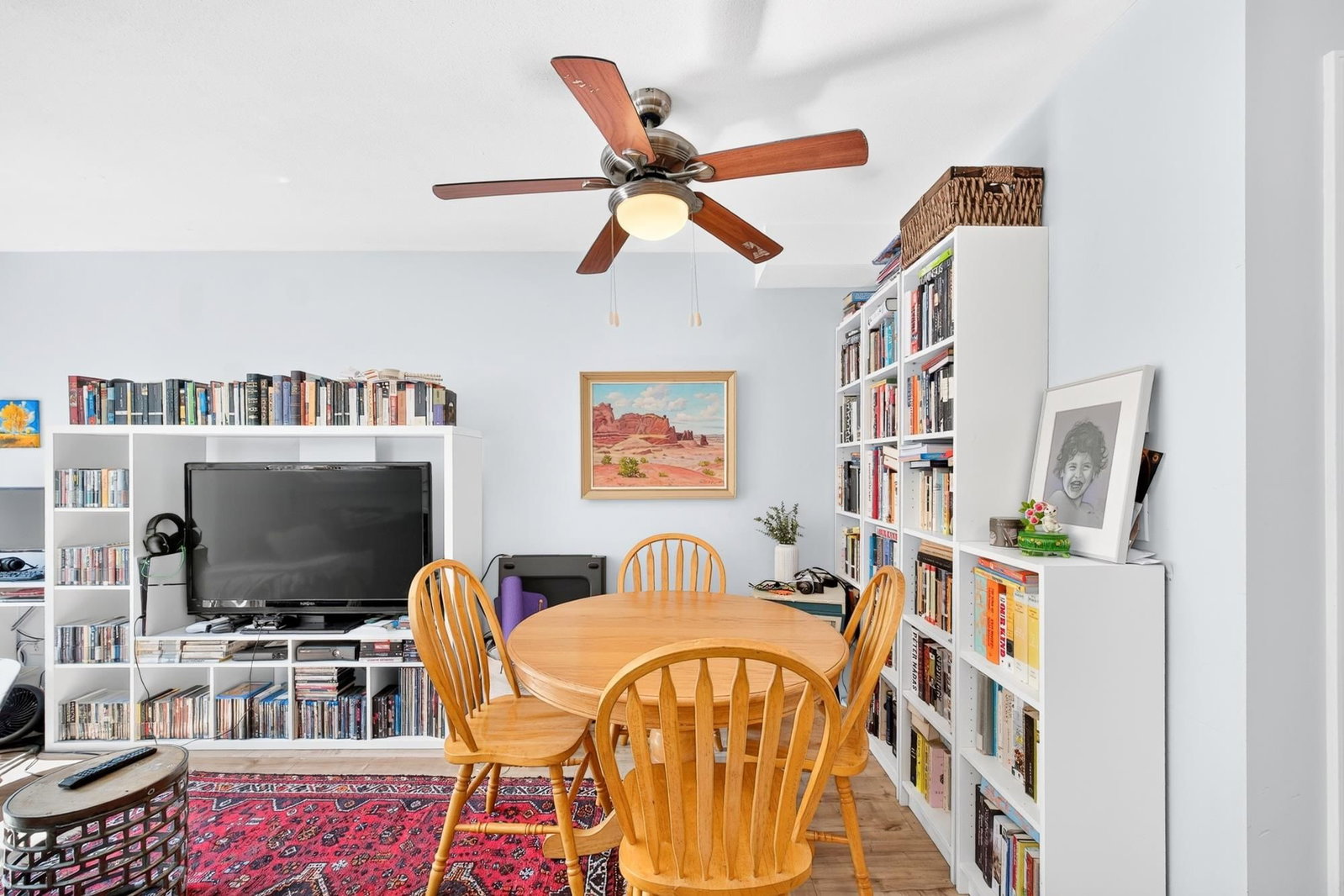 Listing Image 3