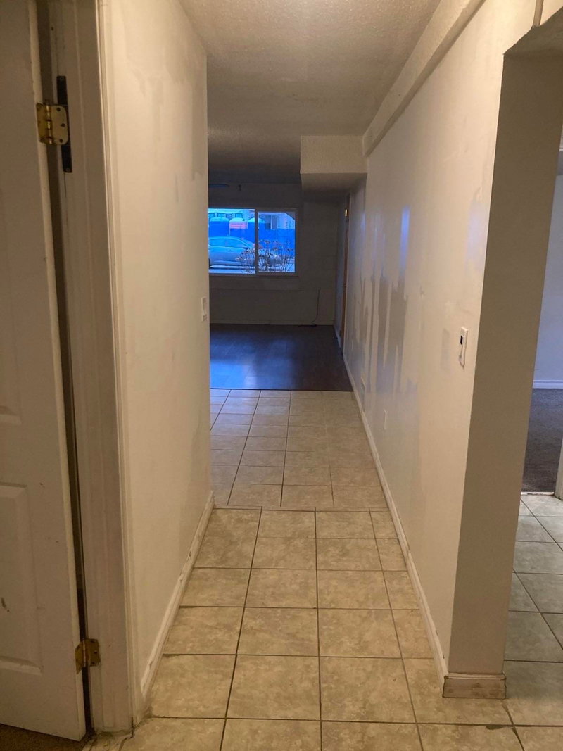 LOWER - 2165 Prairie Avenue