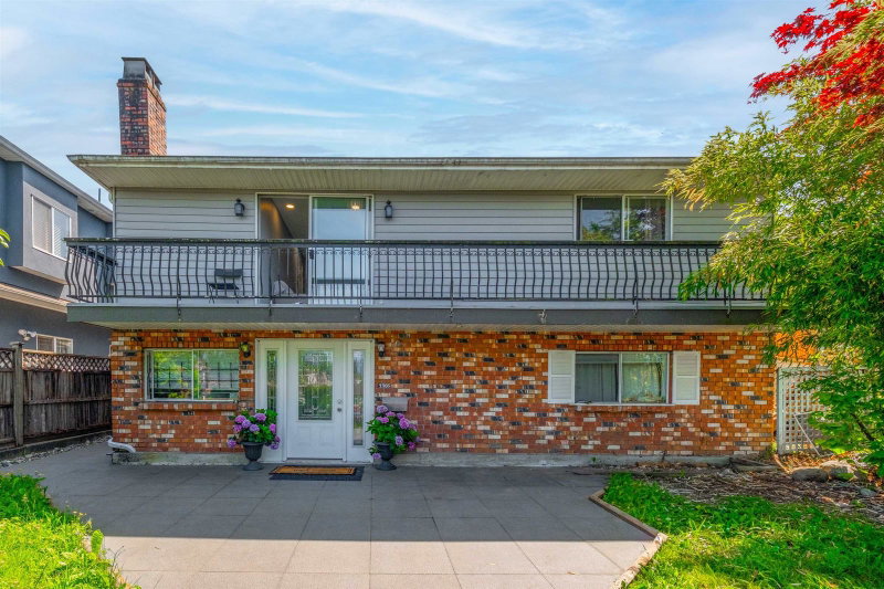 3305 Worthington Drive