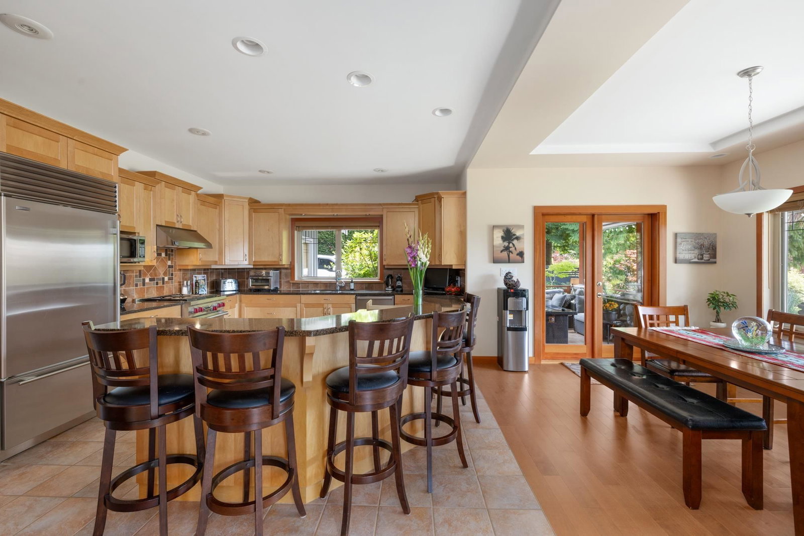 Listing Image 12