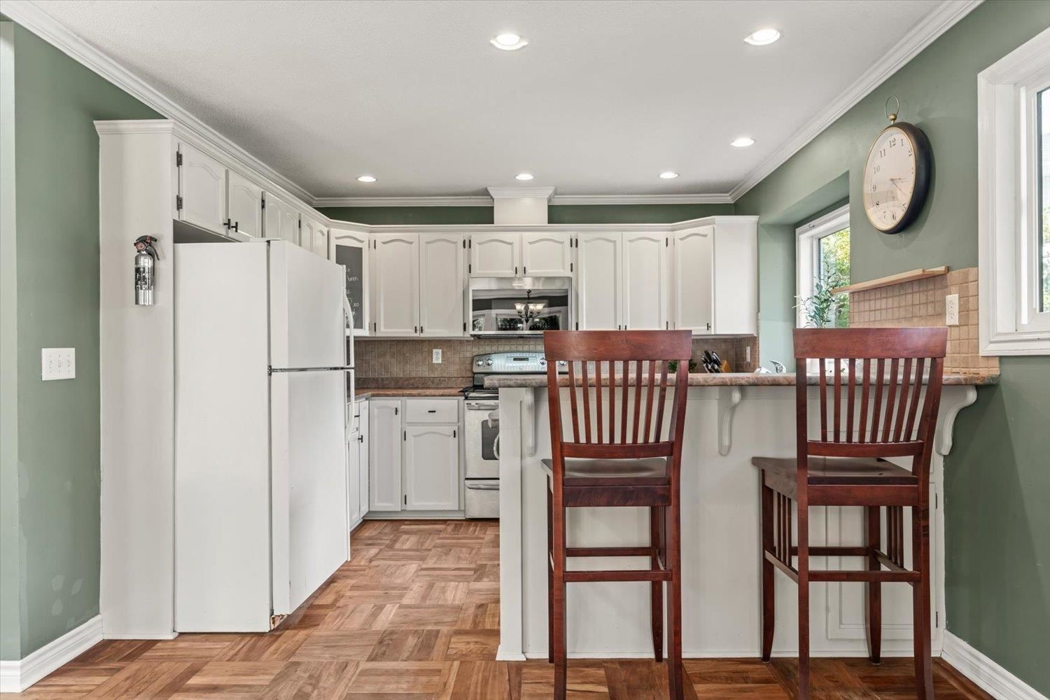 Listing Image 13