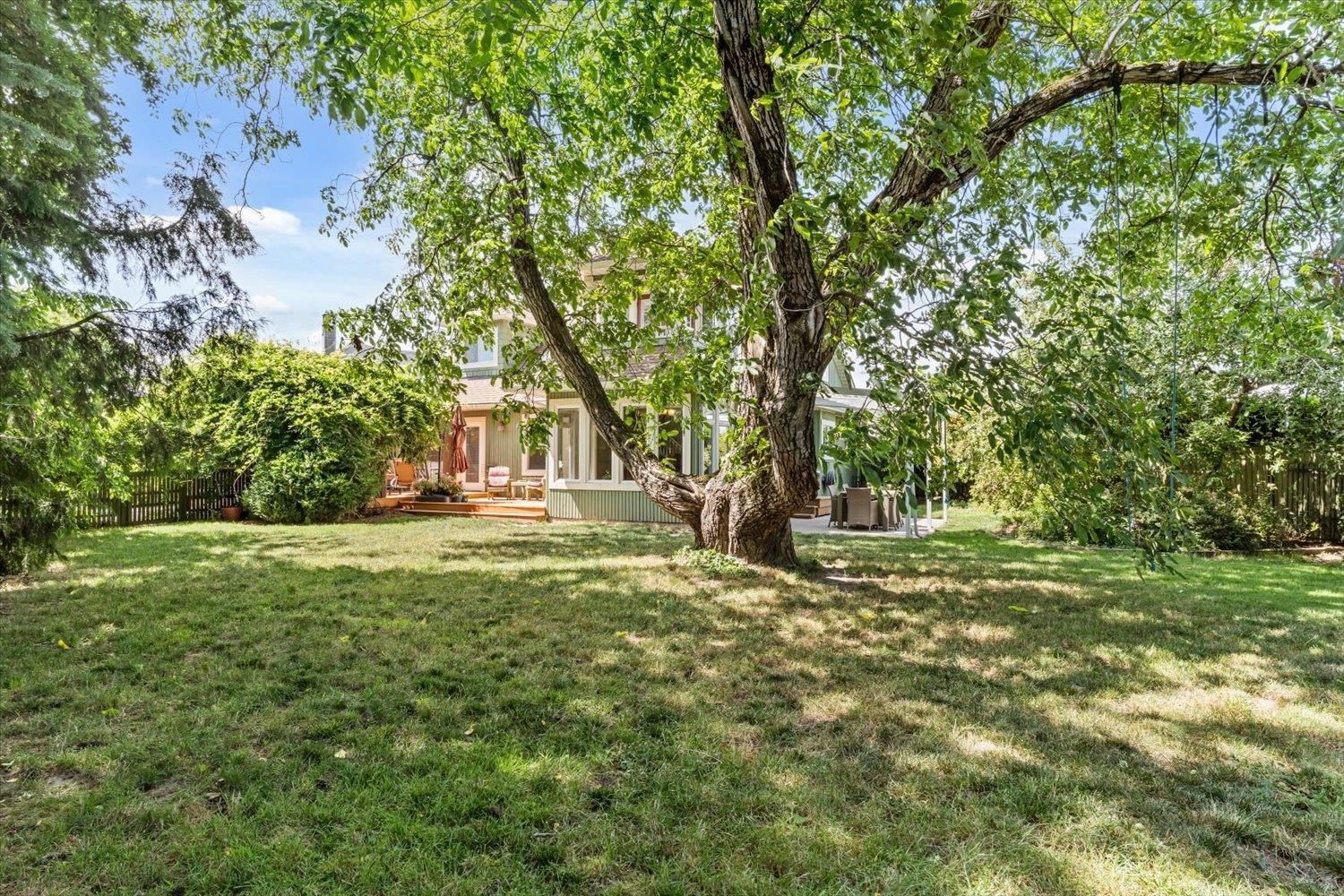 Listing Image 36
