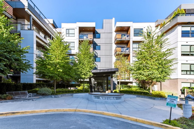 102 - 3182 Gladwin Road