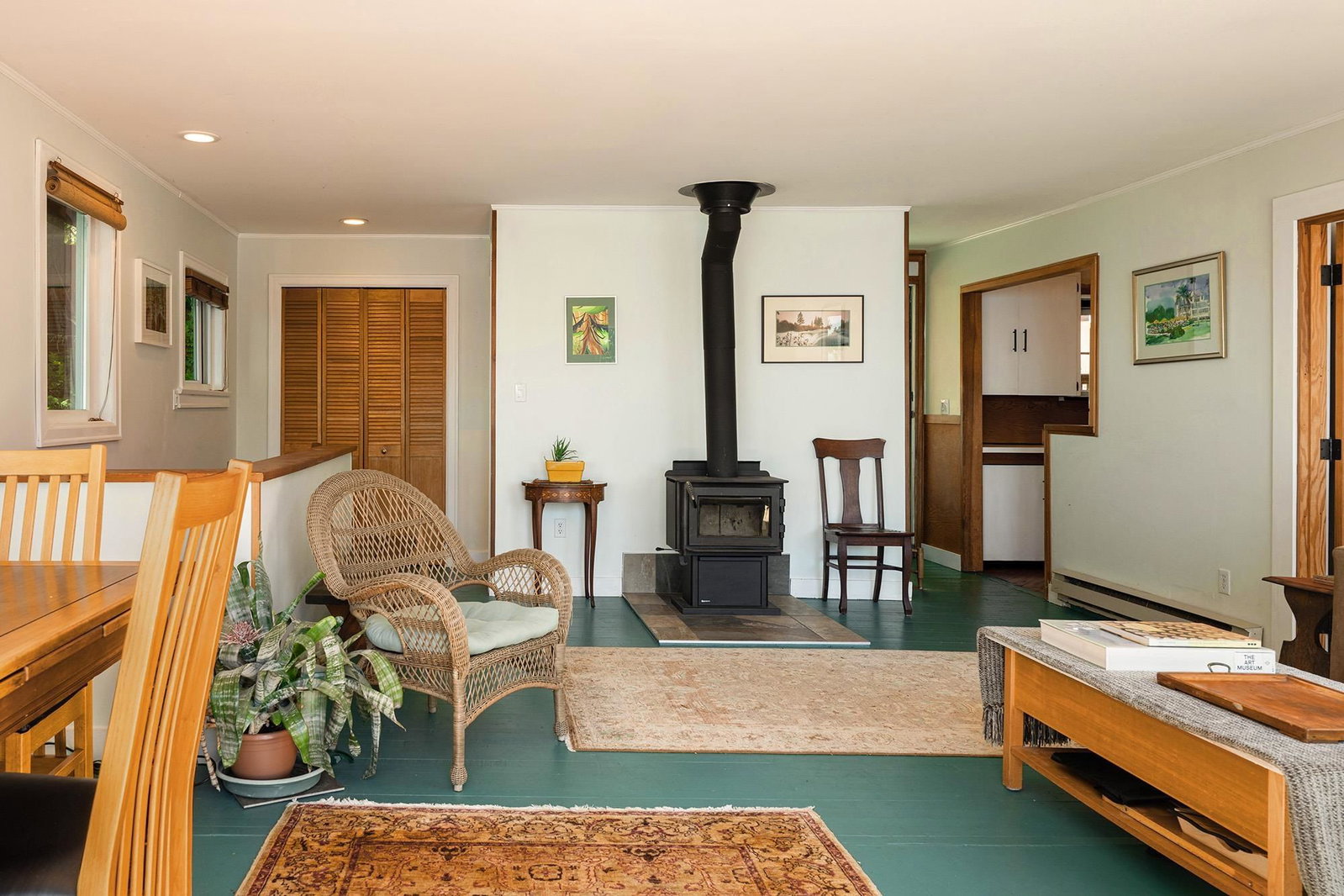Listing Image 12