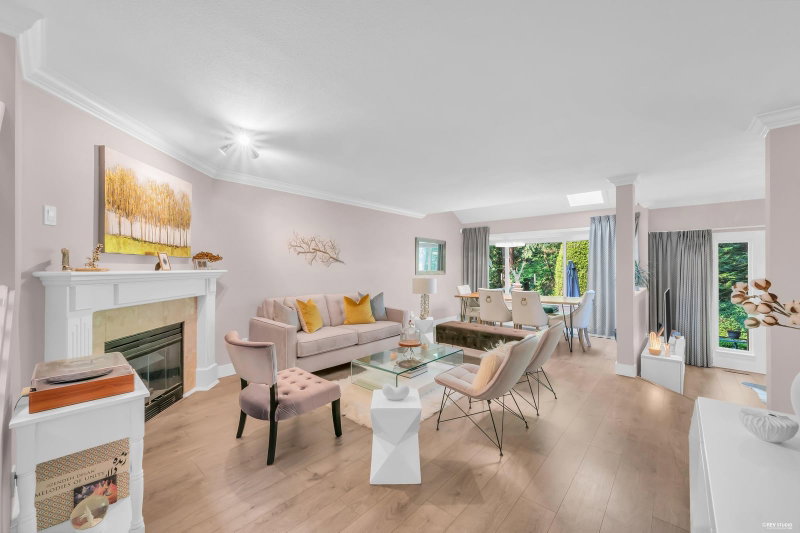 9 - 181 Ravine Drive