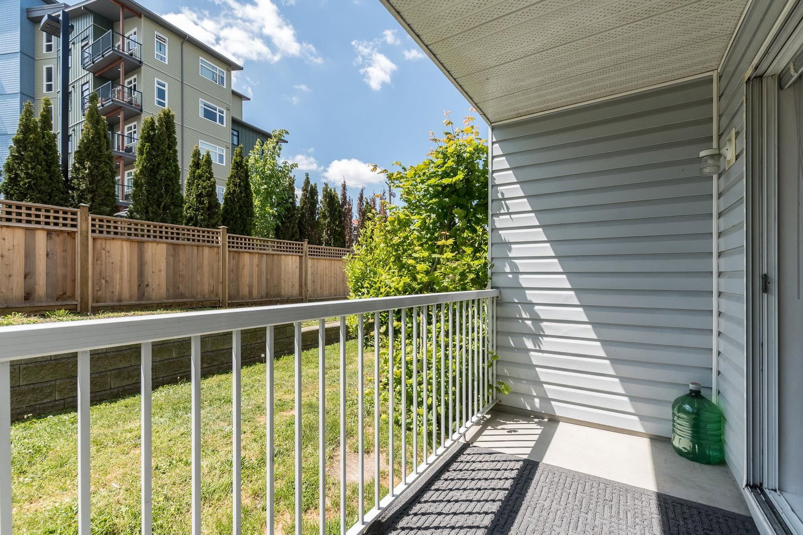 Listing Image 19