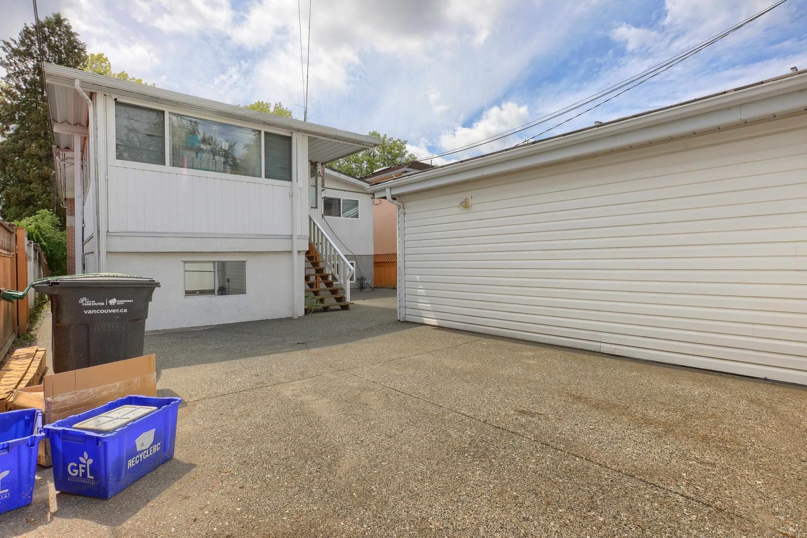 Listing Image 21