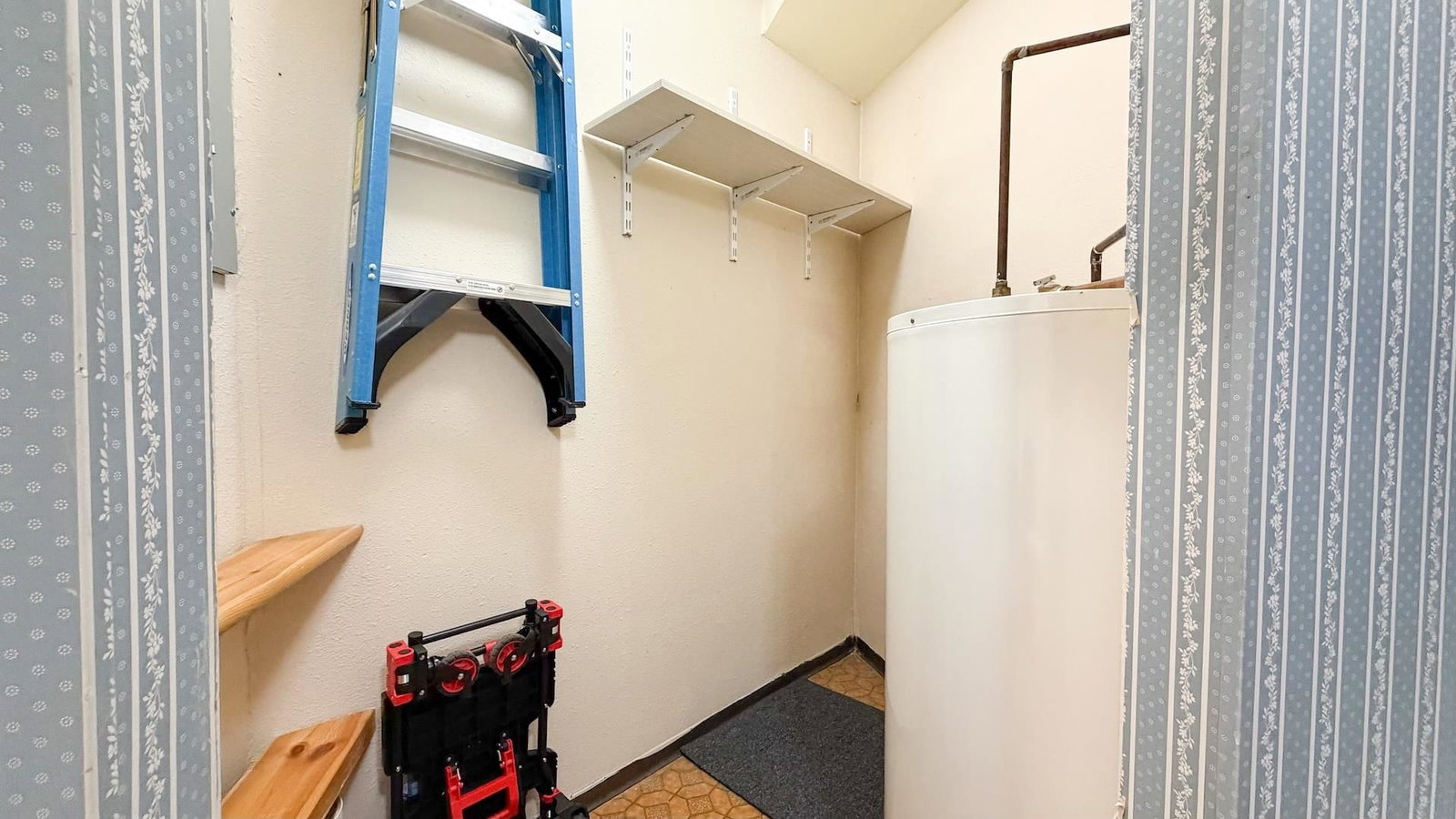 Listing Image 22