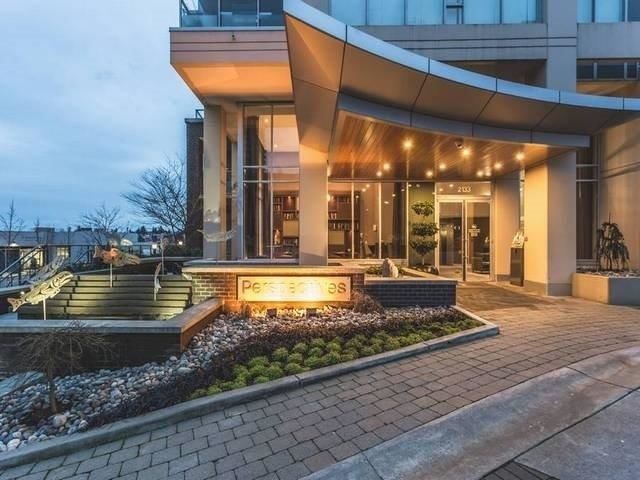 2202 - 2133 Douglas Rd
