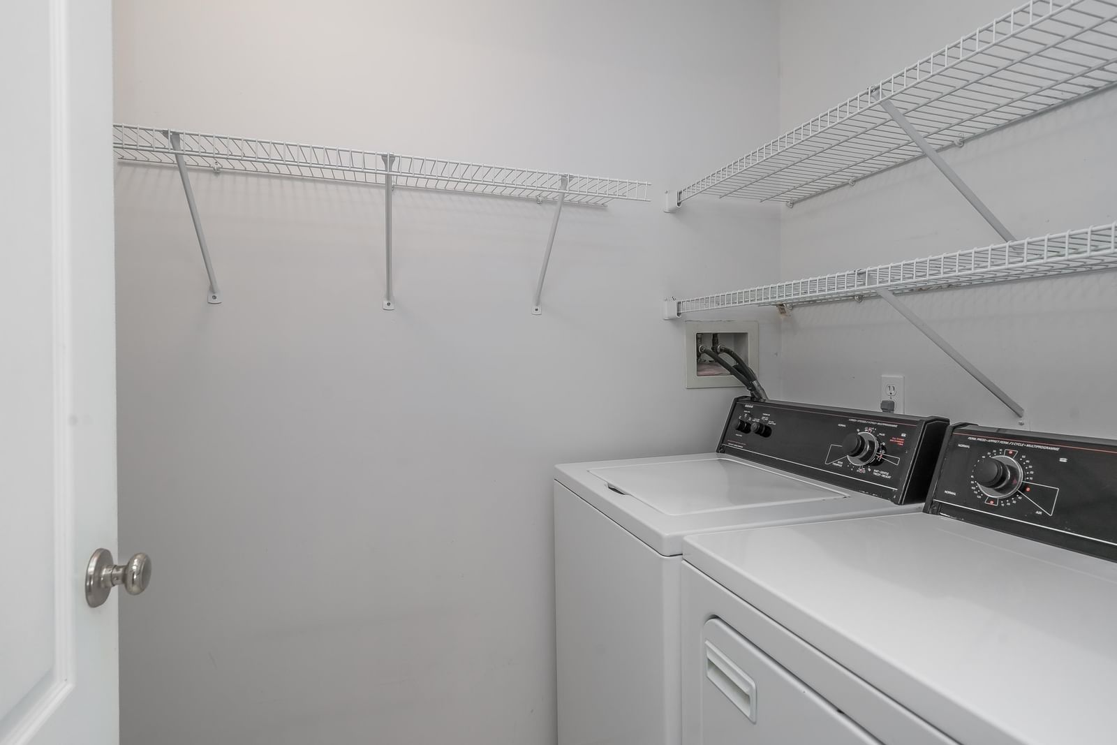 Listing Image 26