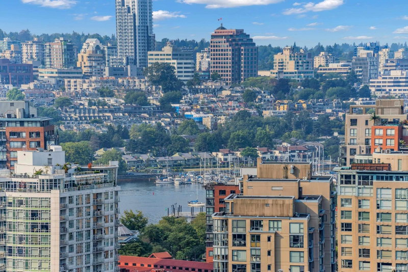 2005 - 885 Cambie Street