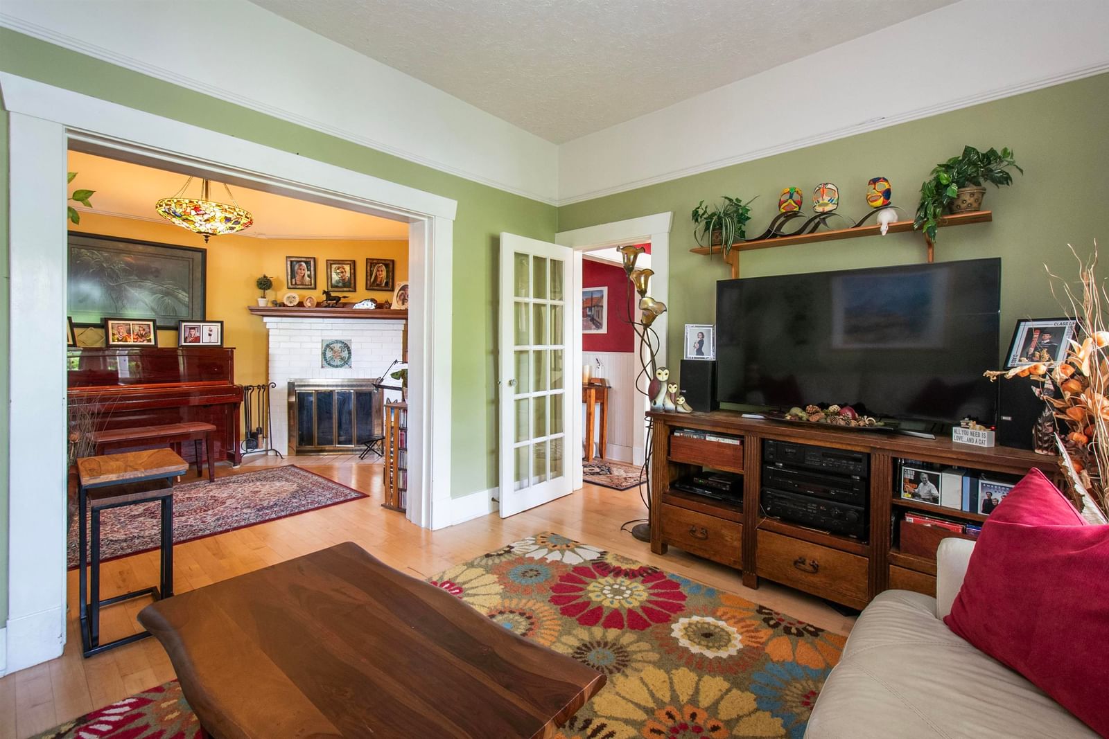 Listing Image 9