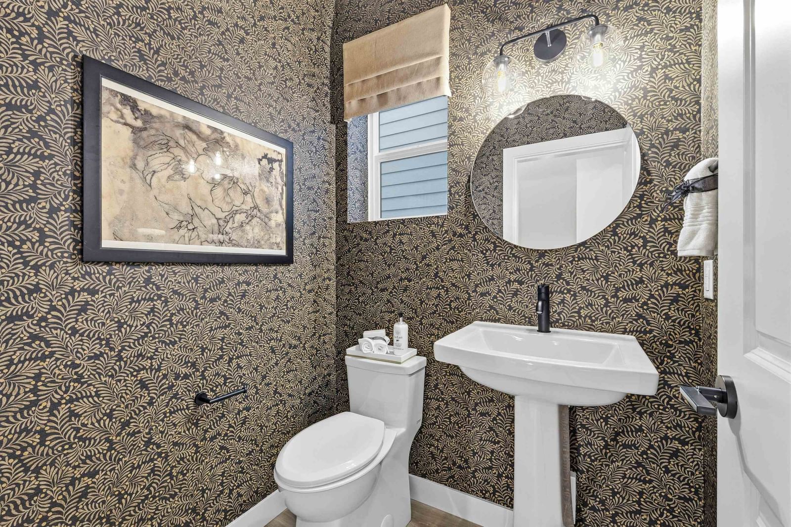 Listing Image 13