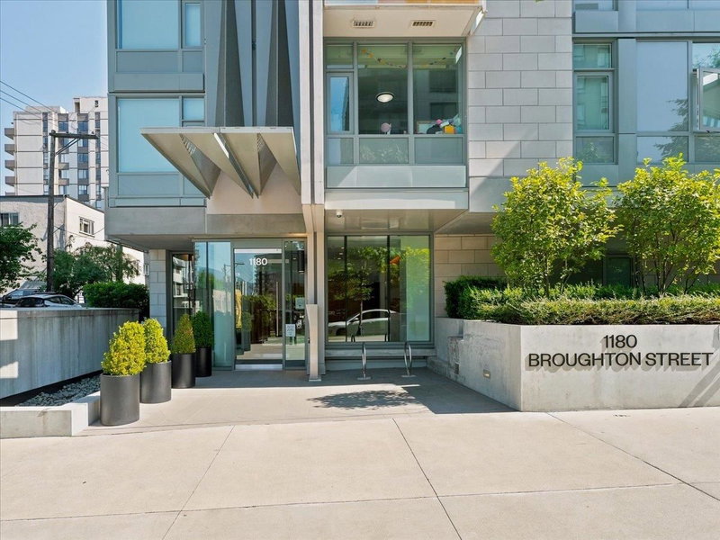 1102 - 1180 Broughton Street