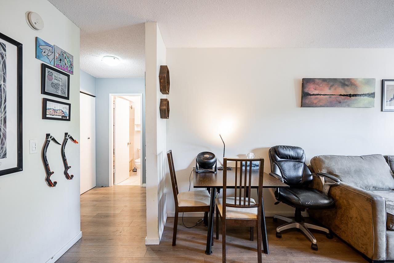 Listing Image 20