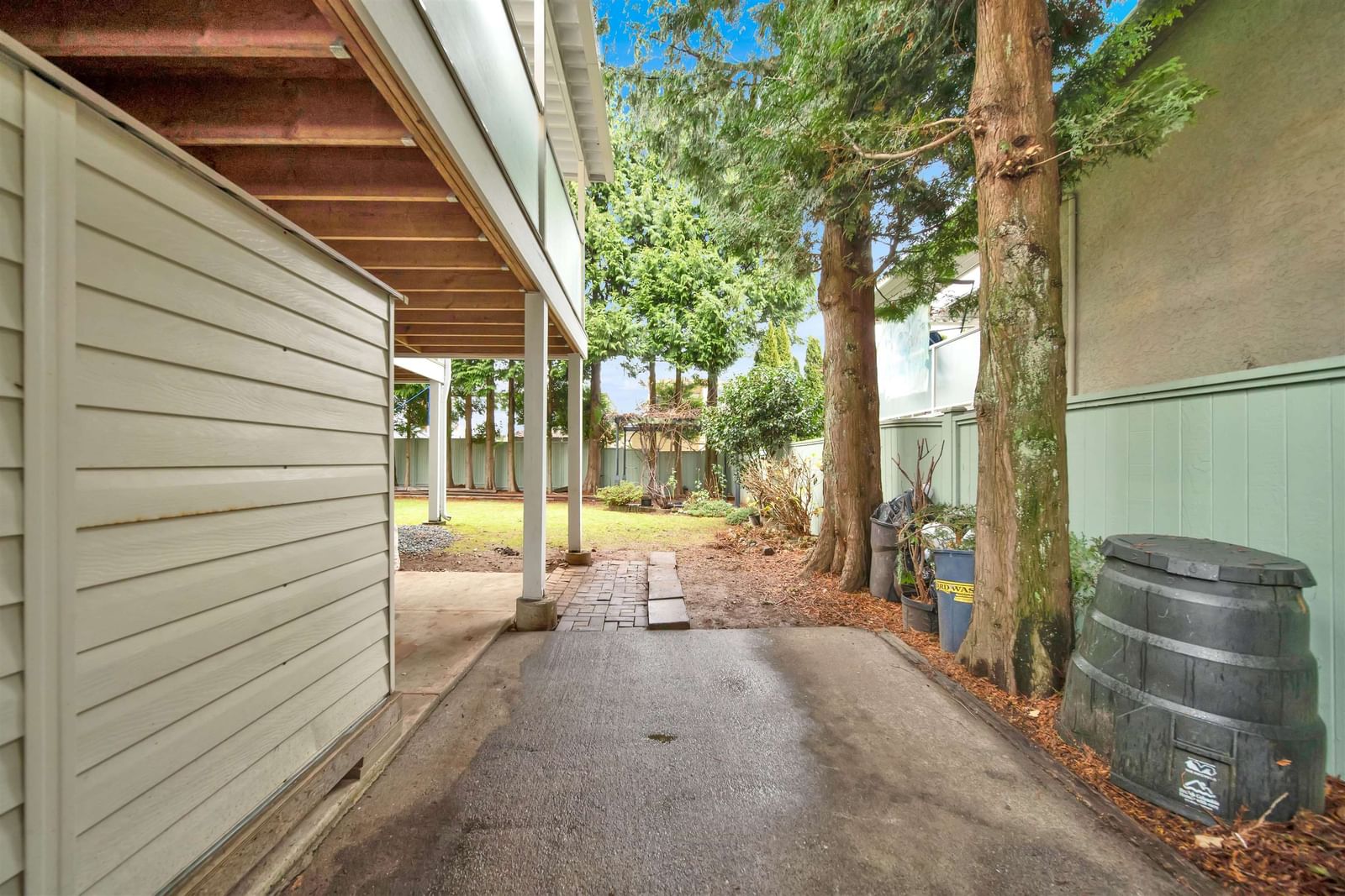 Listing Image 23