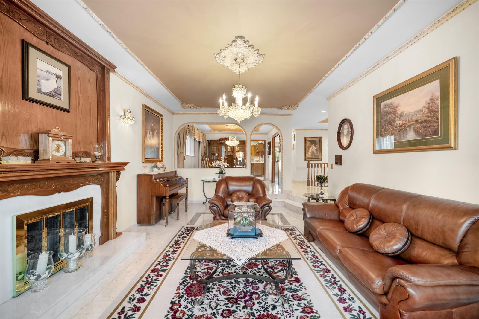 Listing Image 12