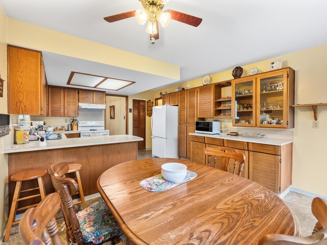 Listing Image 16