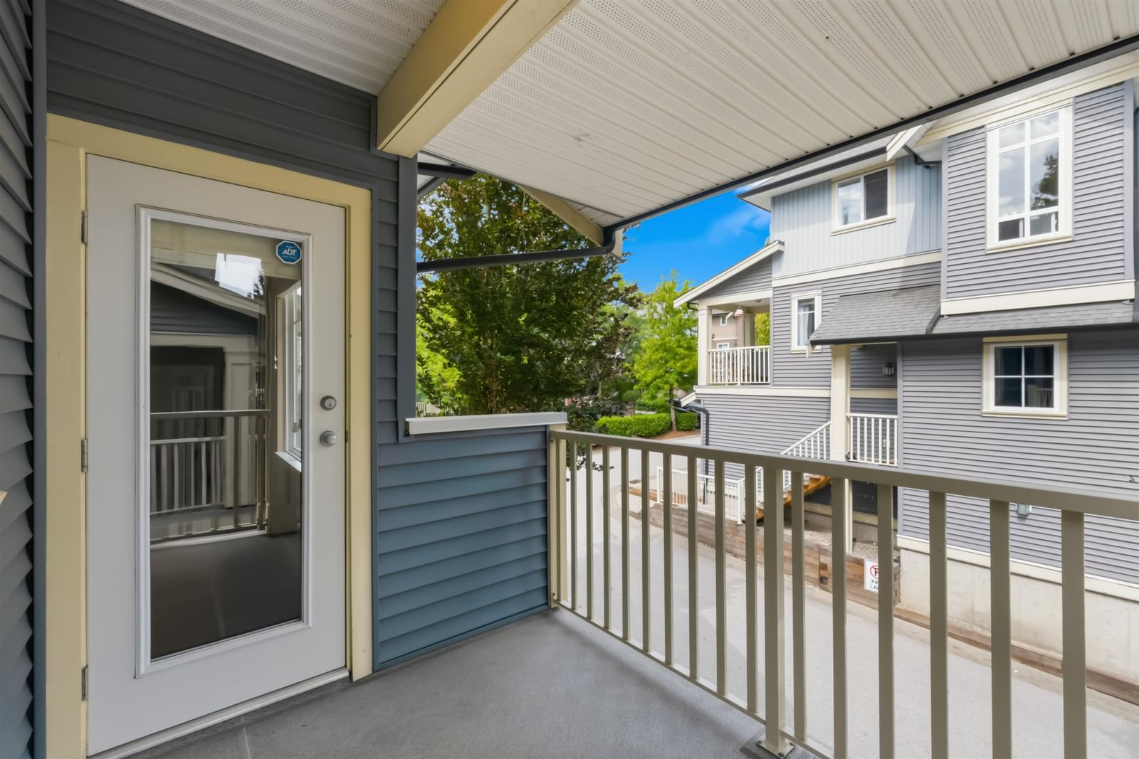 Listing Image 17