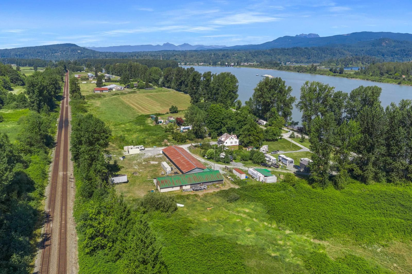 Listing Image 3