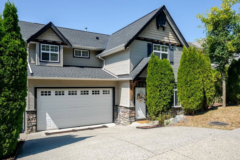 3379 Goldstream Drive