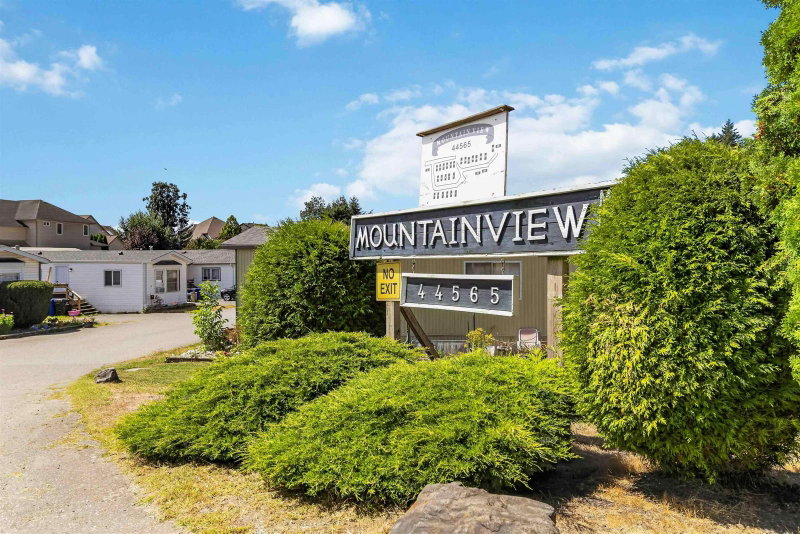 22 - 44565 Monte Vista Drive