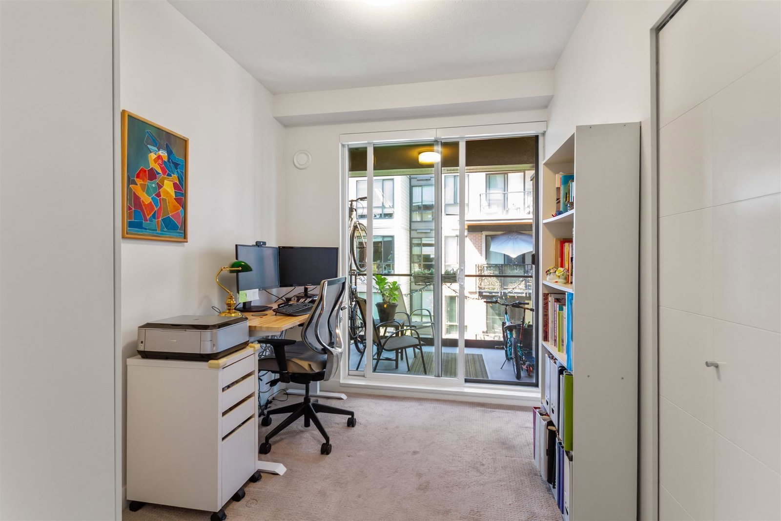 Listing Image 9