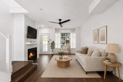 6702 Village Green