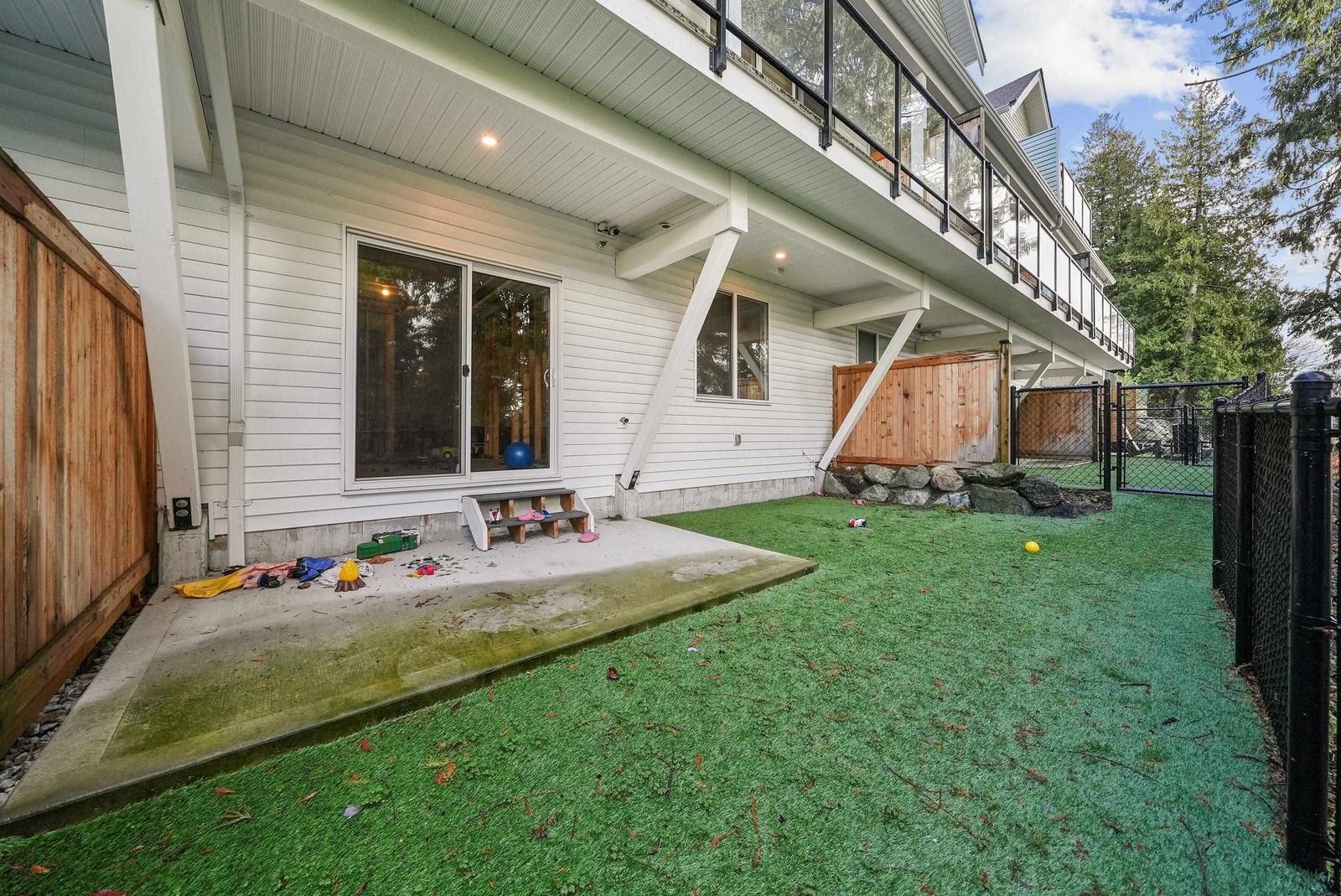 Listing Image 24