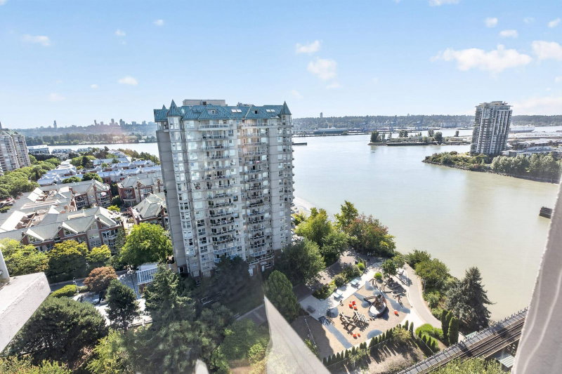 1802 - 8 Laguna Court