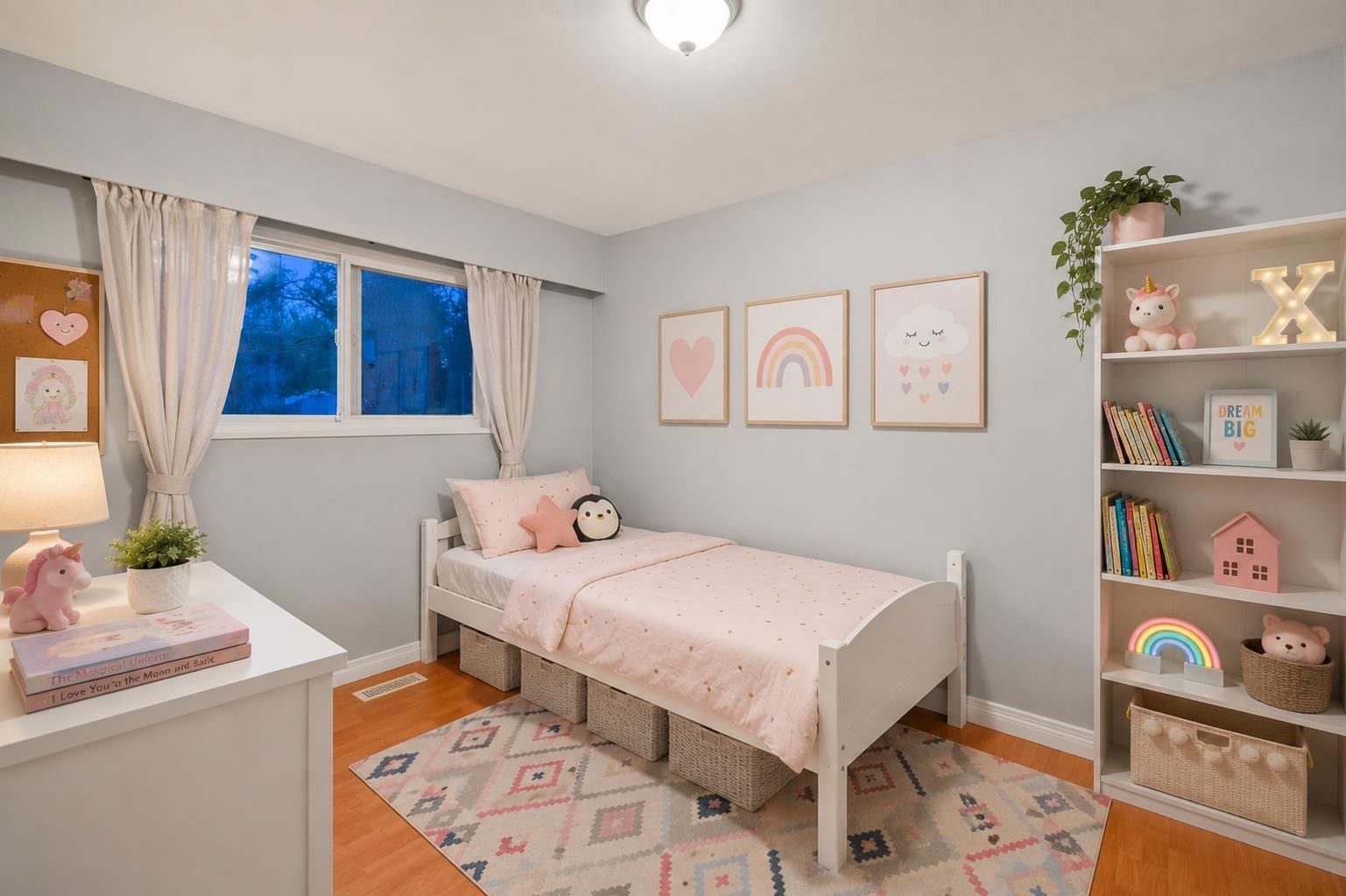Listing Image 11