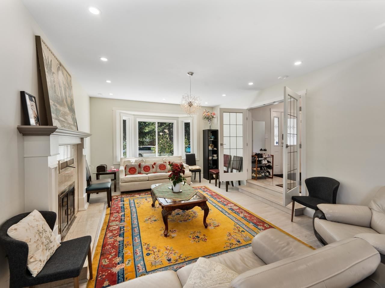 Listing Image 12