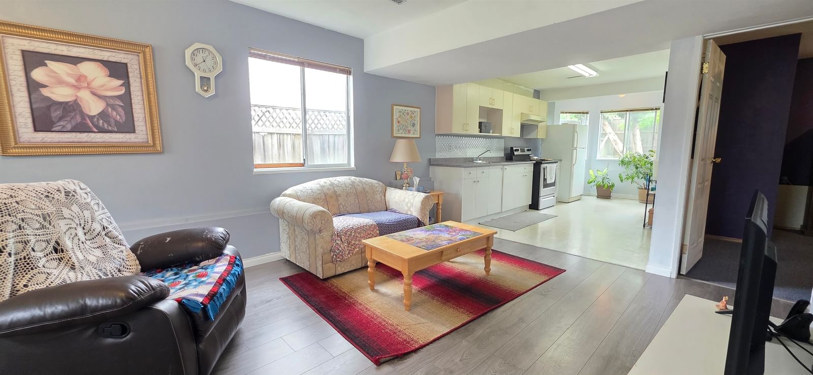 Listing Image 21