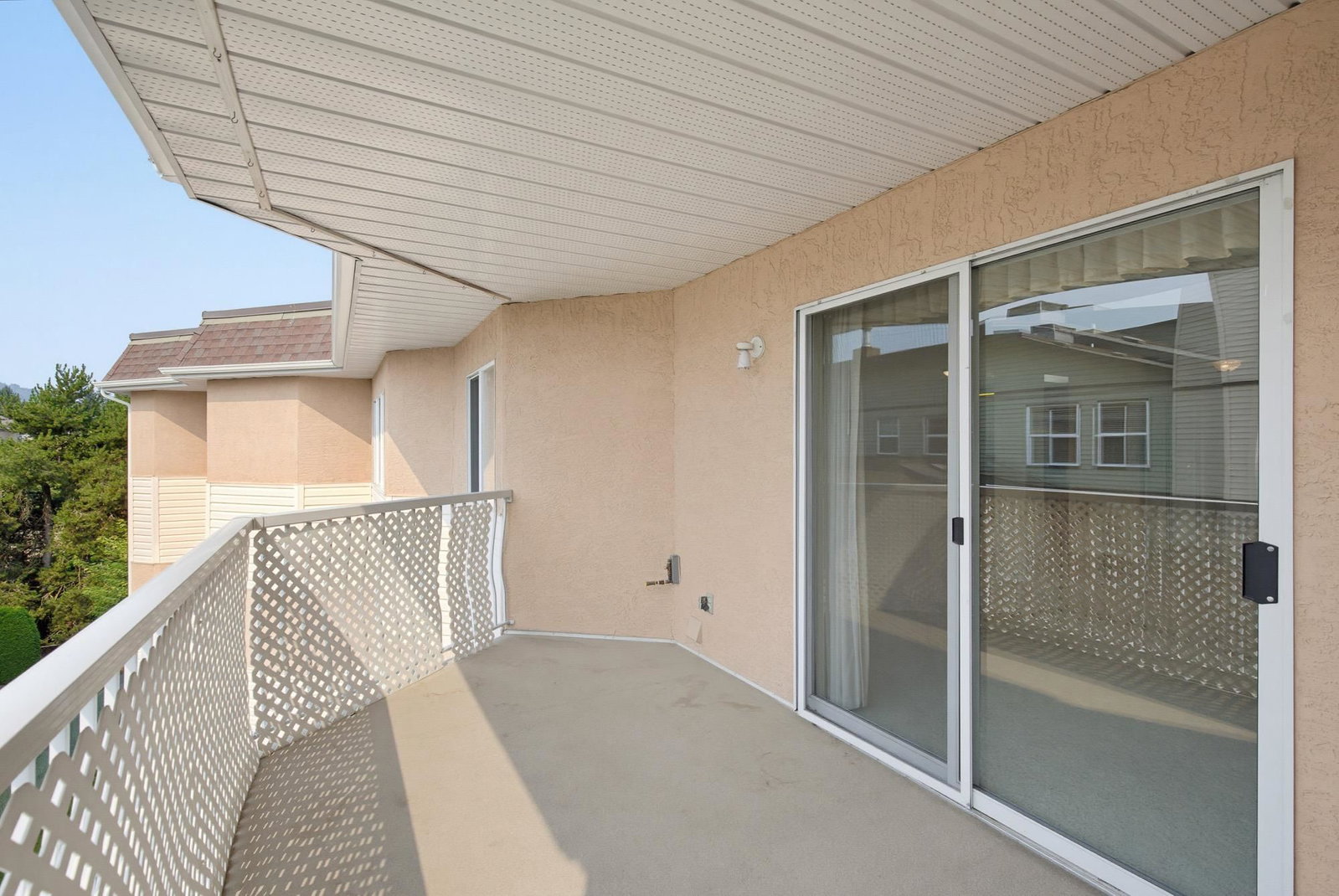 Listing Image 29