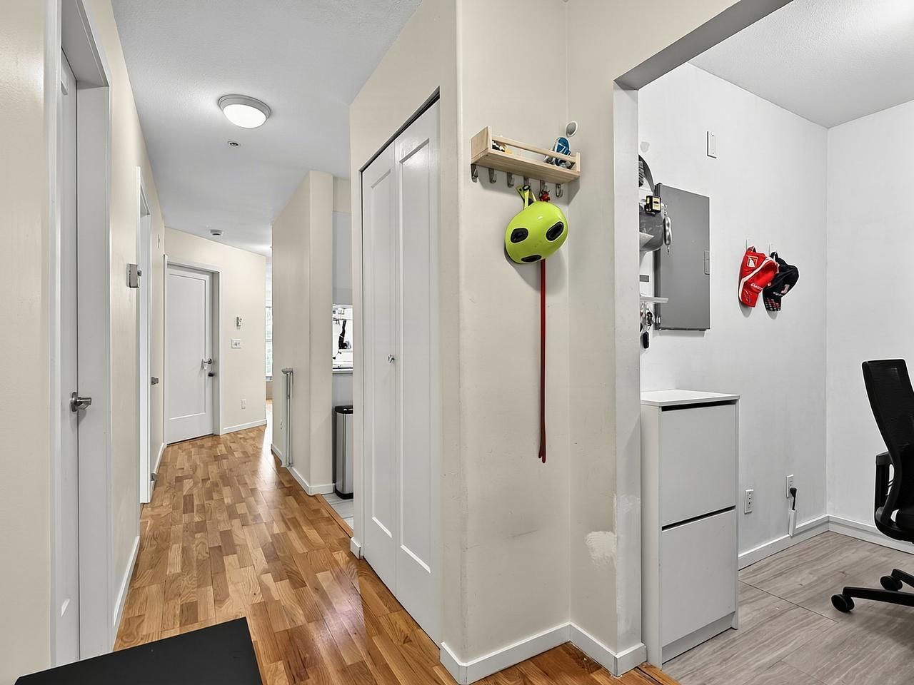 Listing Image 18