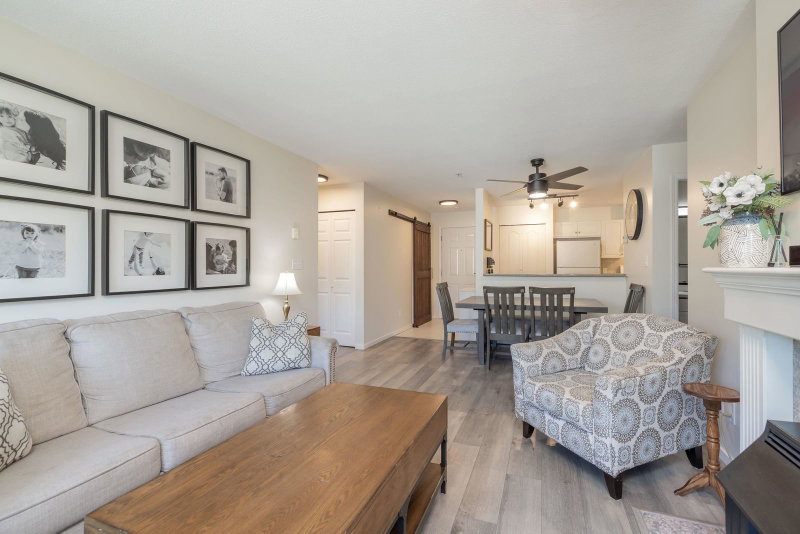 402 - 33668 King Road
