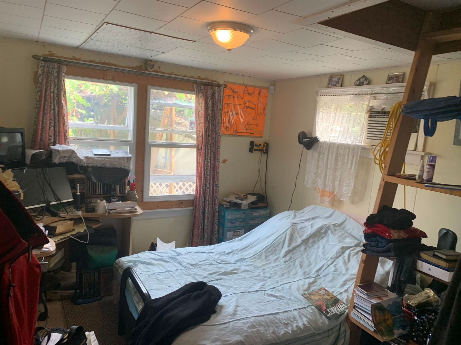 Listing Image 10