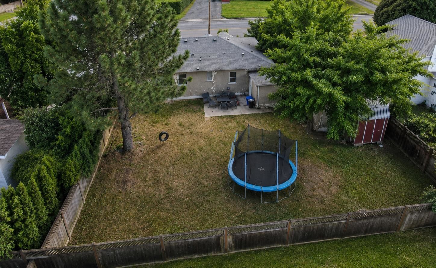 Listing photo 4