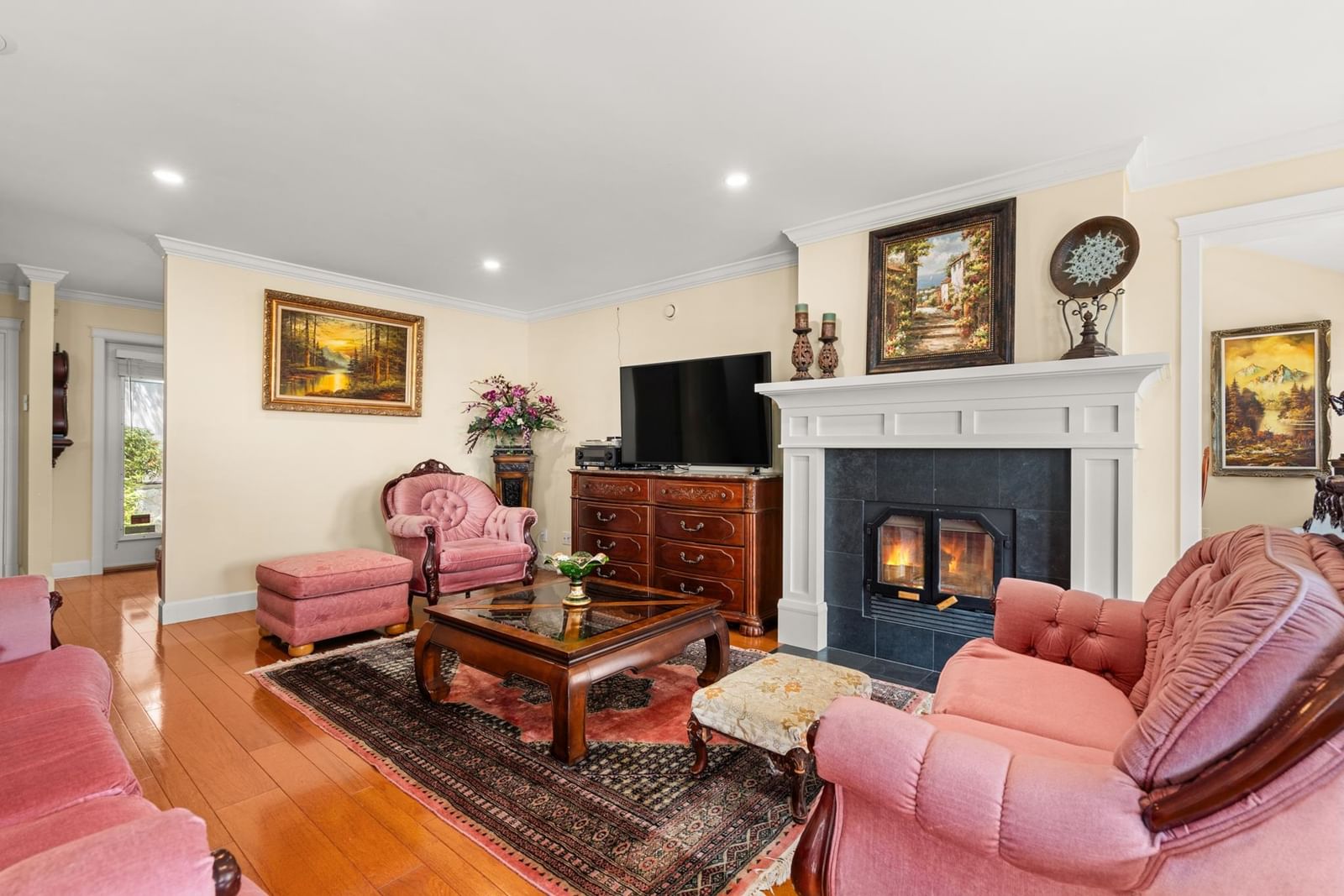 Listing Image 25