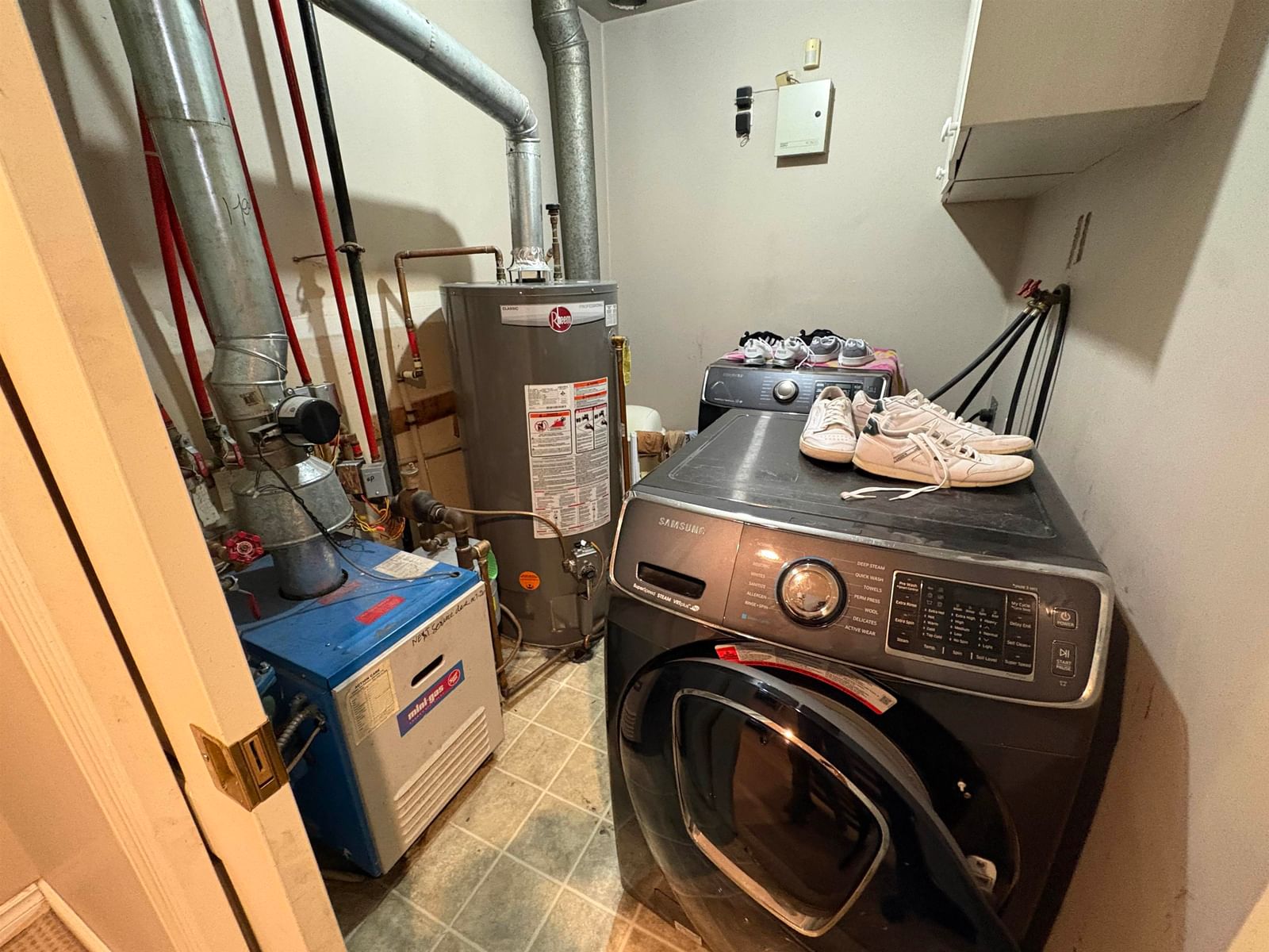Listing Image 17