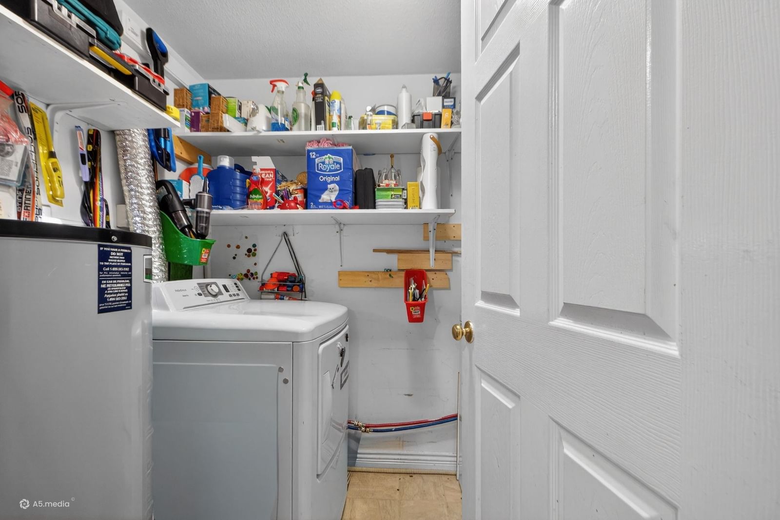 Listing Image 19