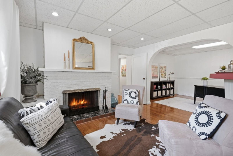 10659 Santa Monica Drive
