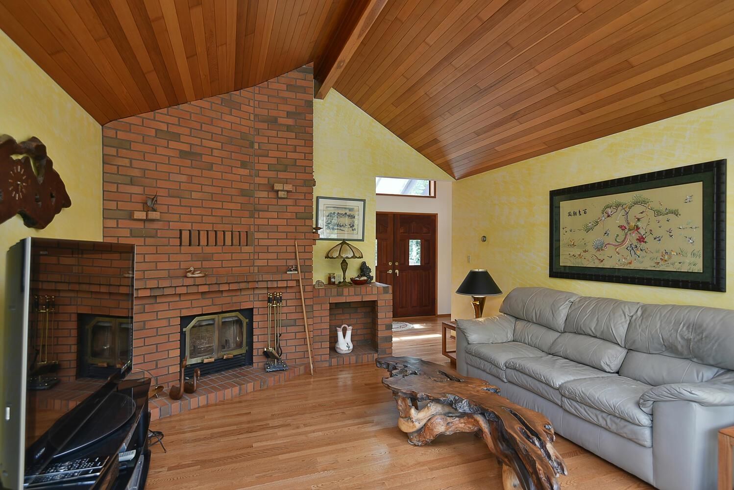 Listing Image 16
