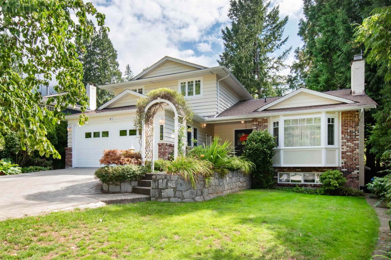 4594 Teviot Place