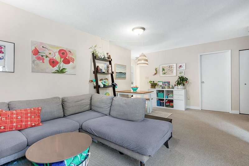 201 - 9146 Saturna Drive