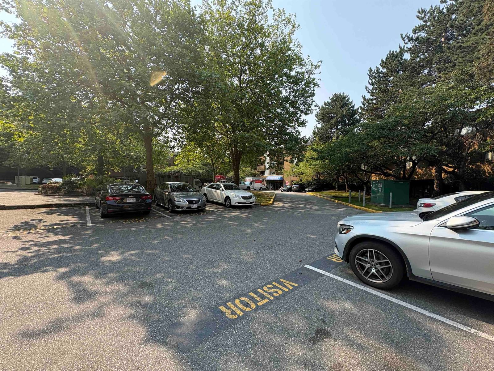 Listing Image 13