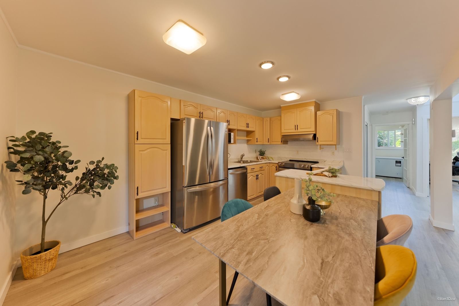 Listing Image 10
