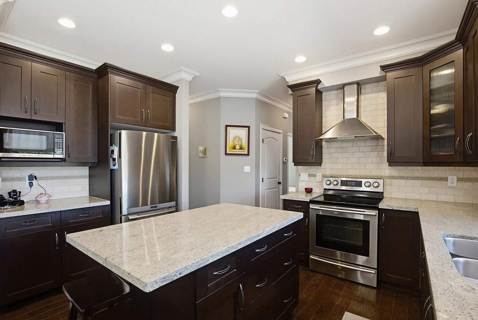 Listing Image 15